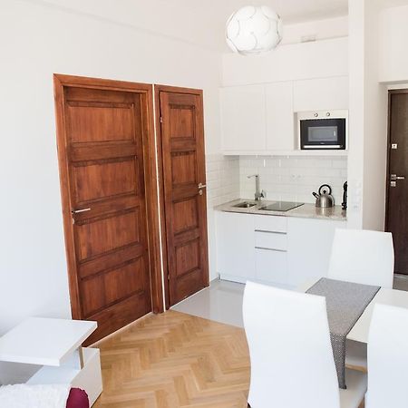 Apartment Nearto Old Town Na Ustroniu Street كراكوفيا المظهر الخارجي الصورة